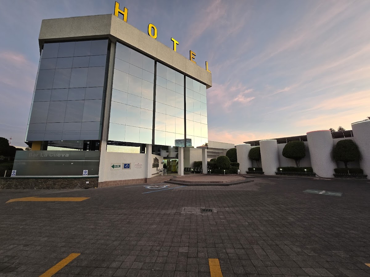 Hotel Alcampo