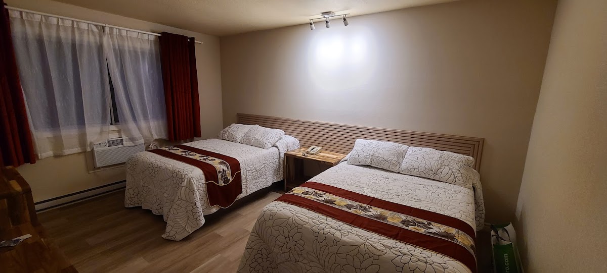 Motel Capri et Suites