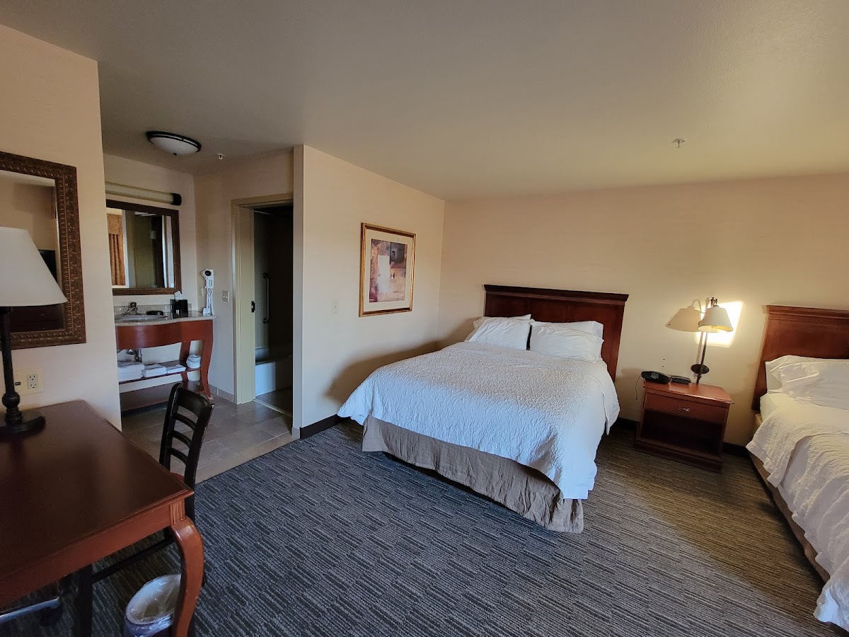 Hampton Inn & Suites Kingman photo 2