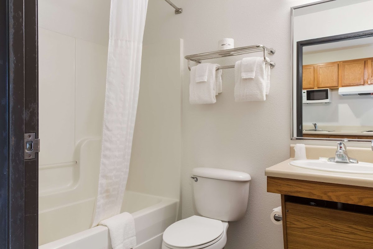 WoodSpring Suites Houston I-45 Airtex photo 3
