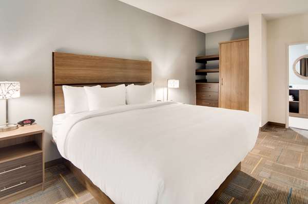 MainStay Suites Dallas Northwest - Irving photo 2