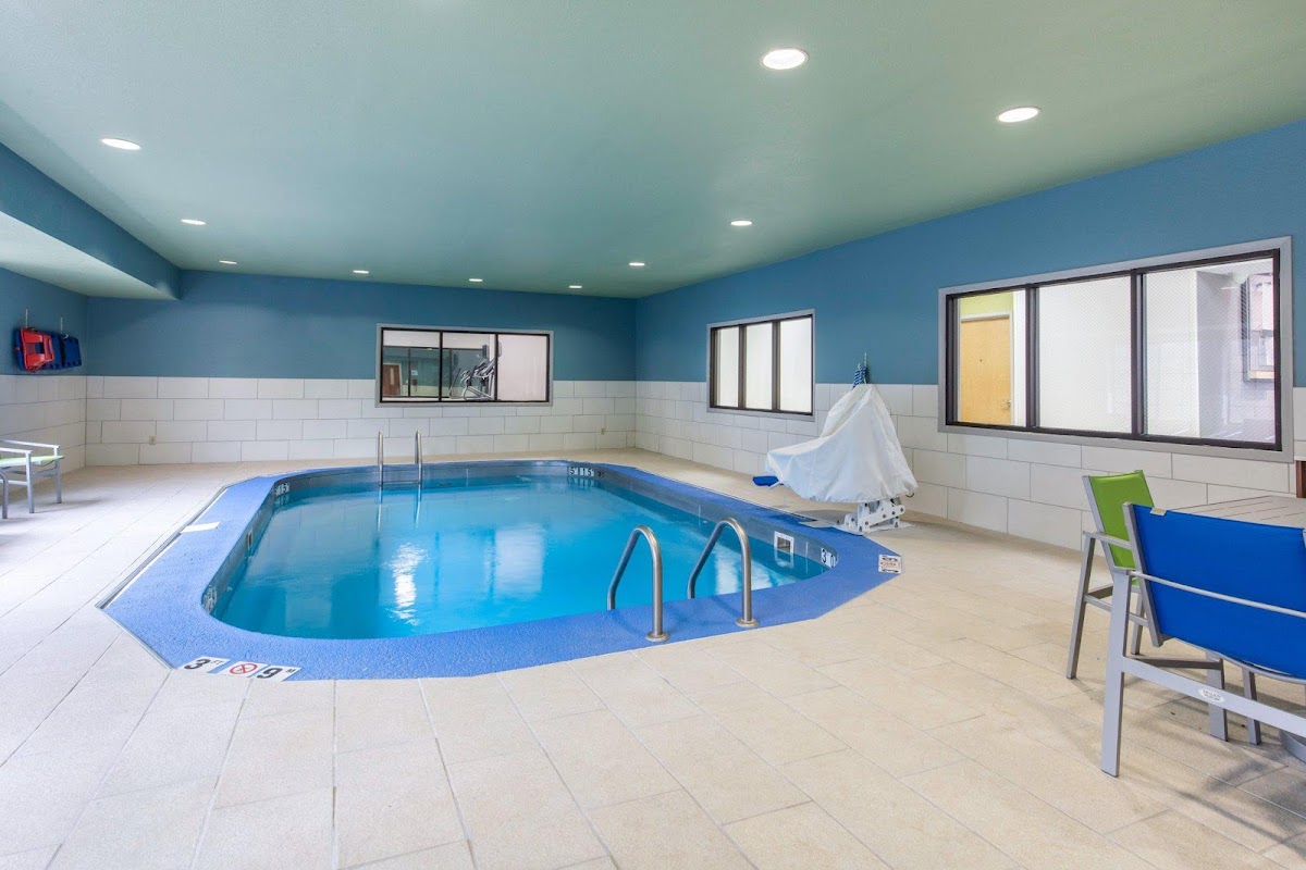 Holiday Inn Express Henderson N Evansville South by IHG photo 3