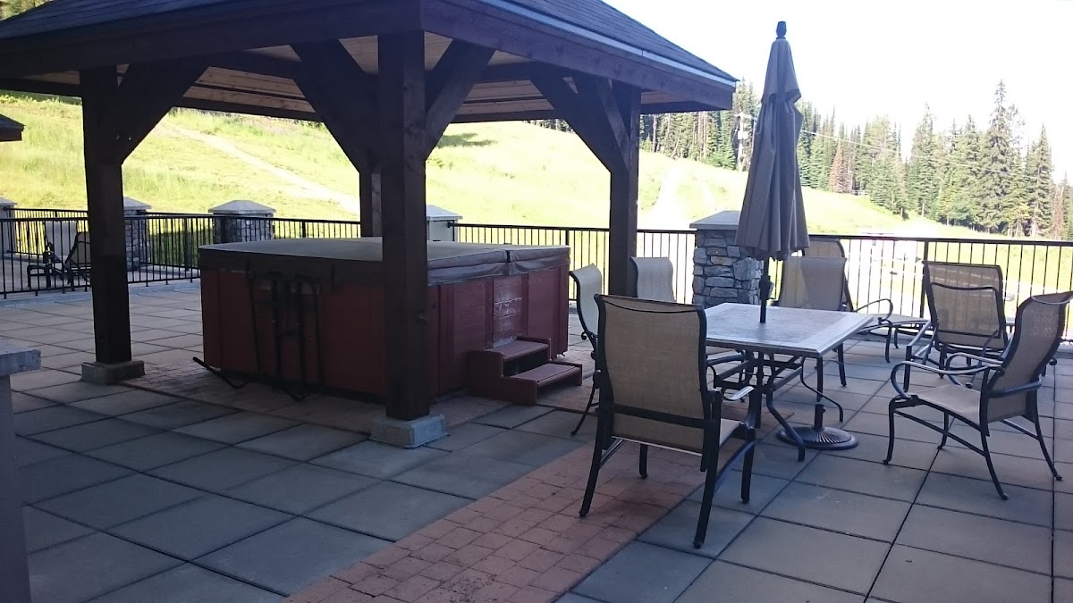 Snowbird Lodge
