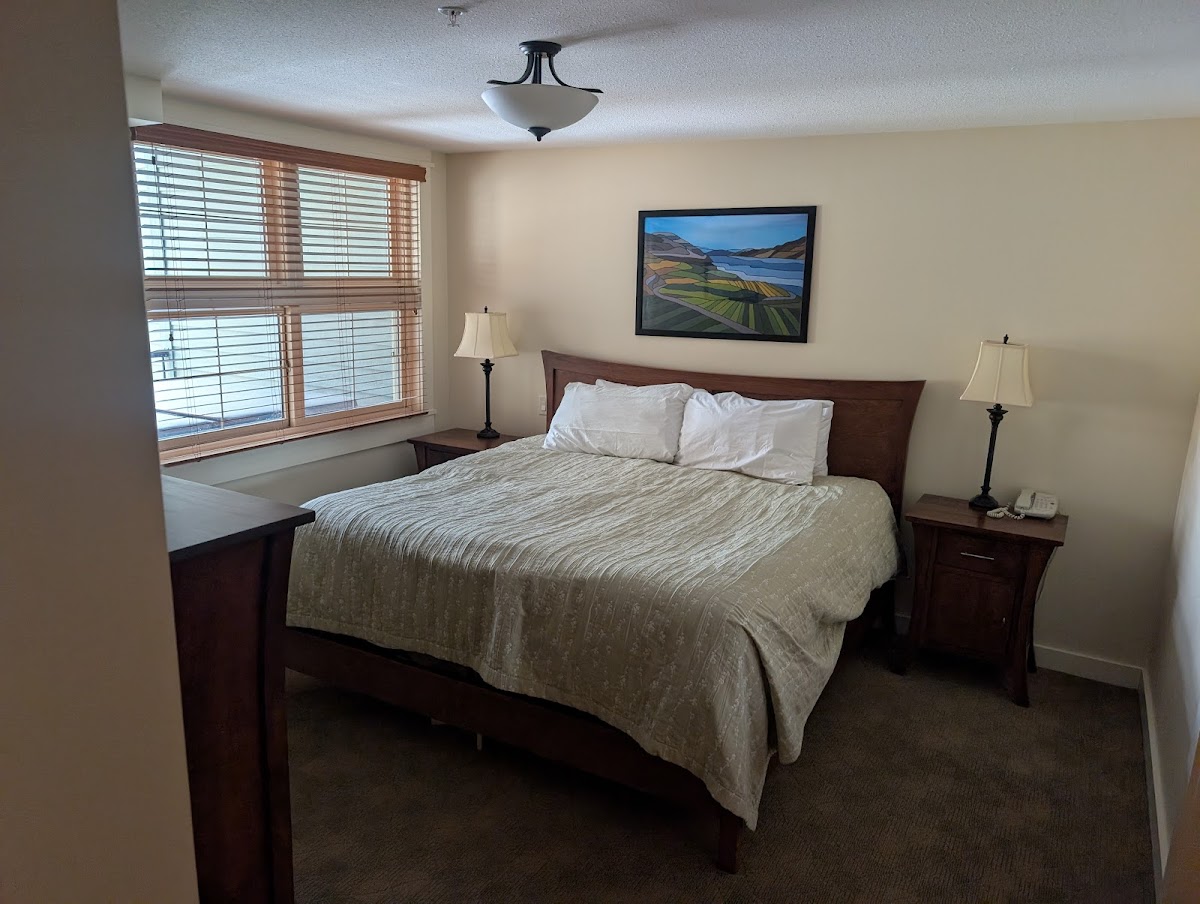 Snowbird Lodge photo 2