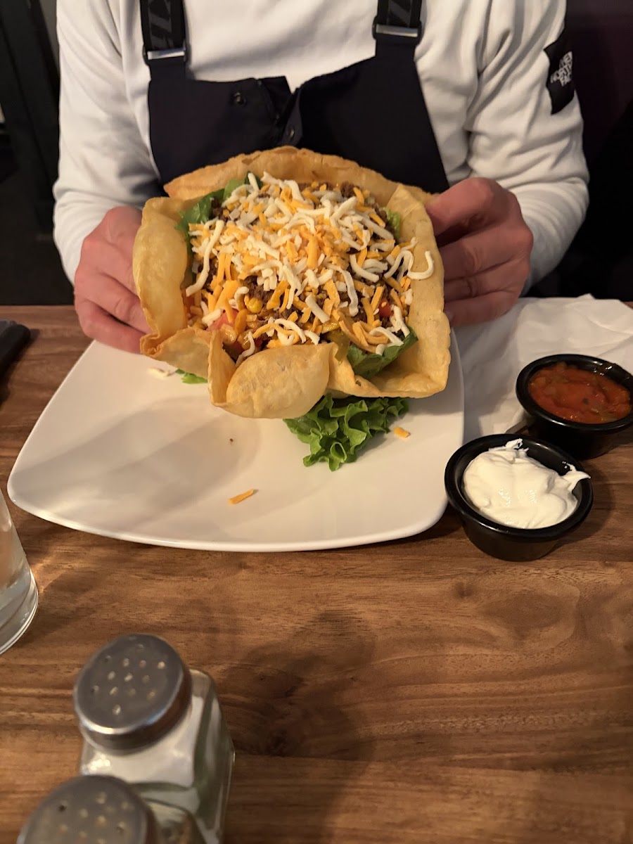 CJ's Roadside Tap & Grill photo 3