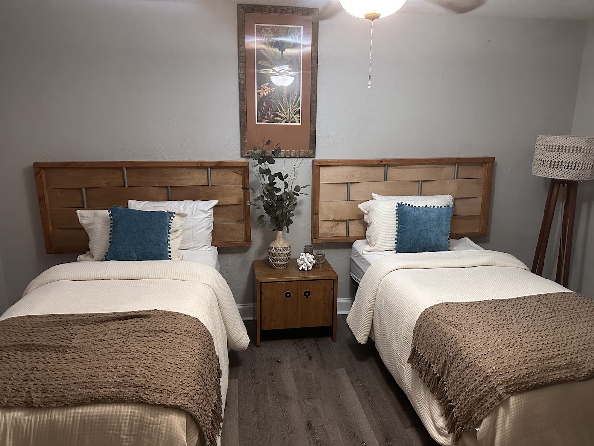 Twin Palms Motel photo 2
