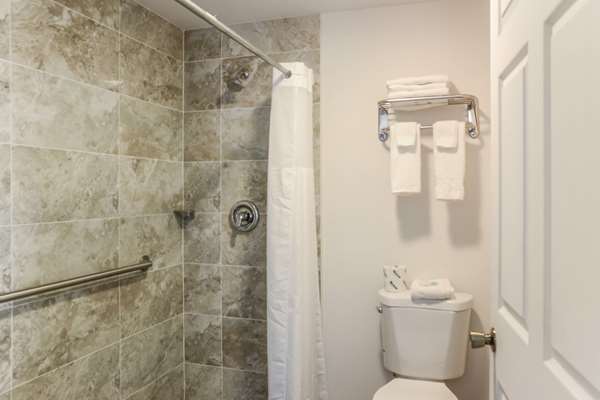 Rodeway Inn Milford photo 3