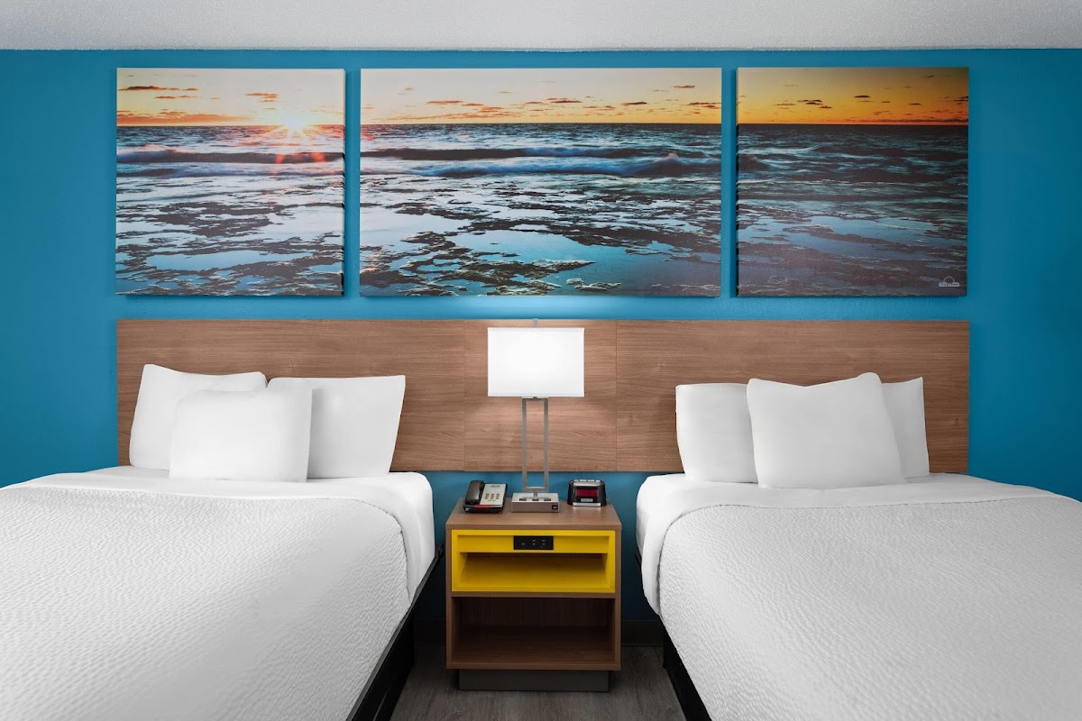 Days Inn by Wyndham Austin photo 2
