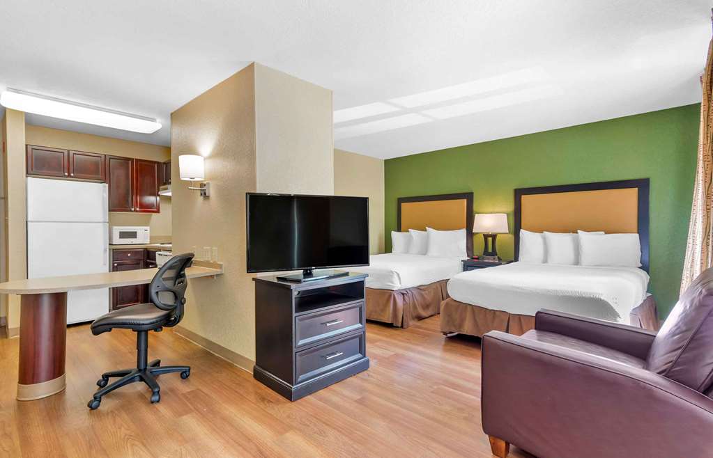 Extended Stay America Suites- Raleigh - RTP - 4919 Miami Blvd. photo 2