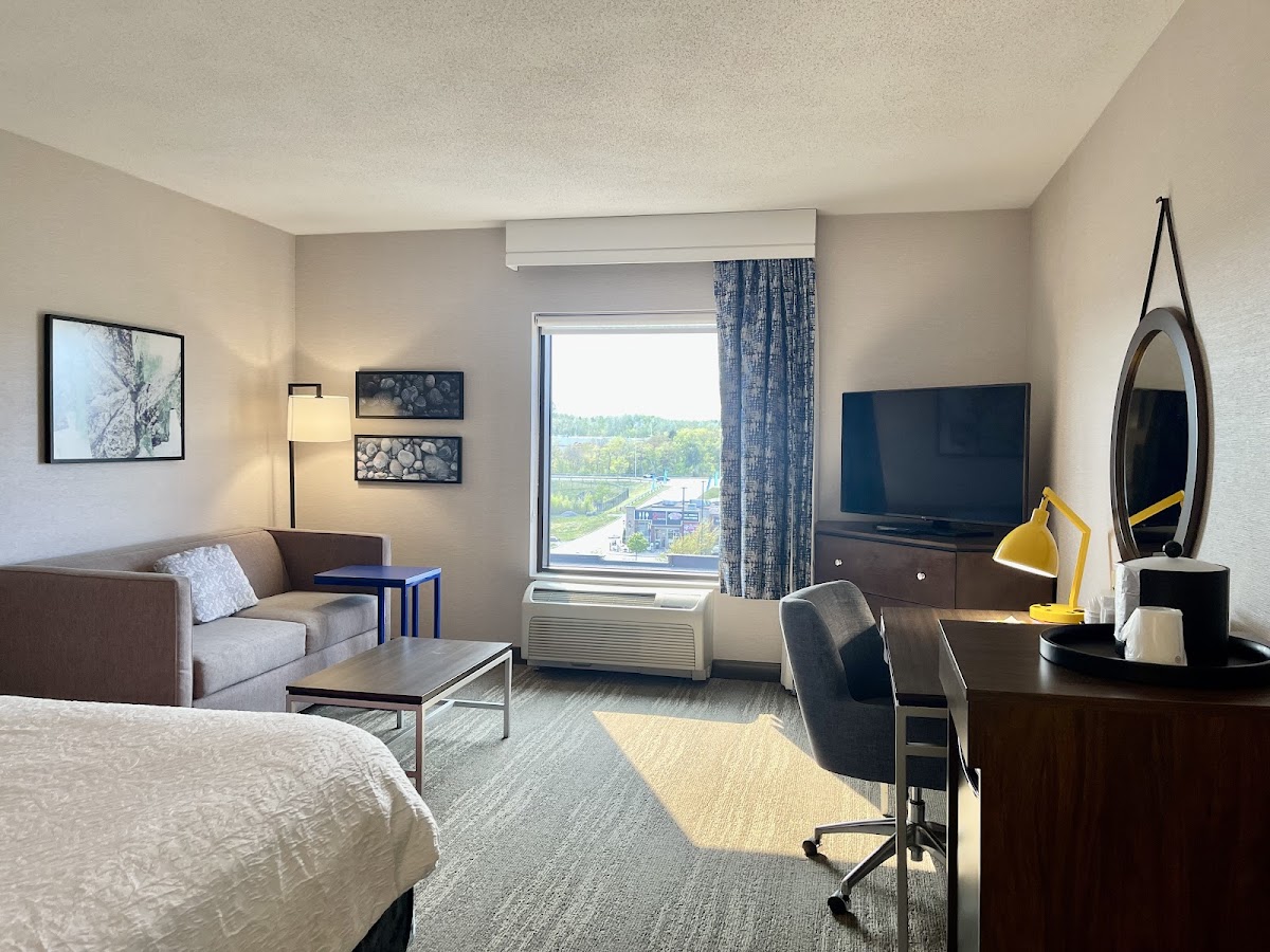 Hampton Inn & Suites by Hilton Halifax - Dartmouth photo 2