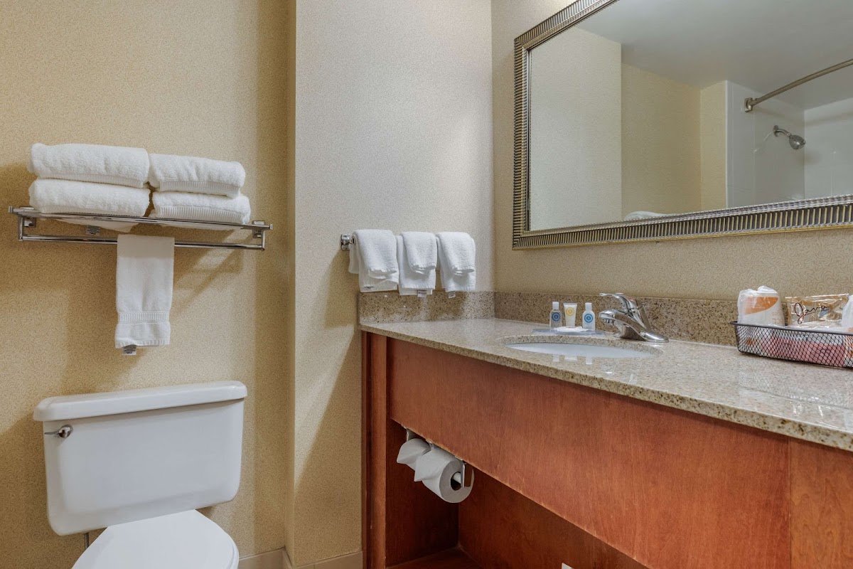 Suburban Studios Arlington Heights - Elk Grove photo 2