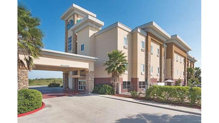 MATHIS DELUXE HOSPITALITY