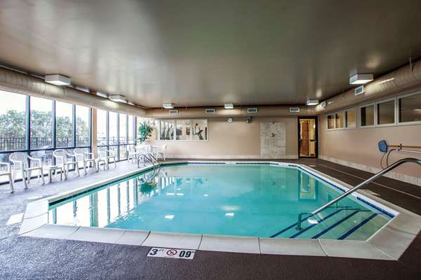 Comfort Suites Elgin Northwest photo 3