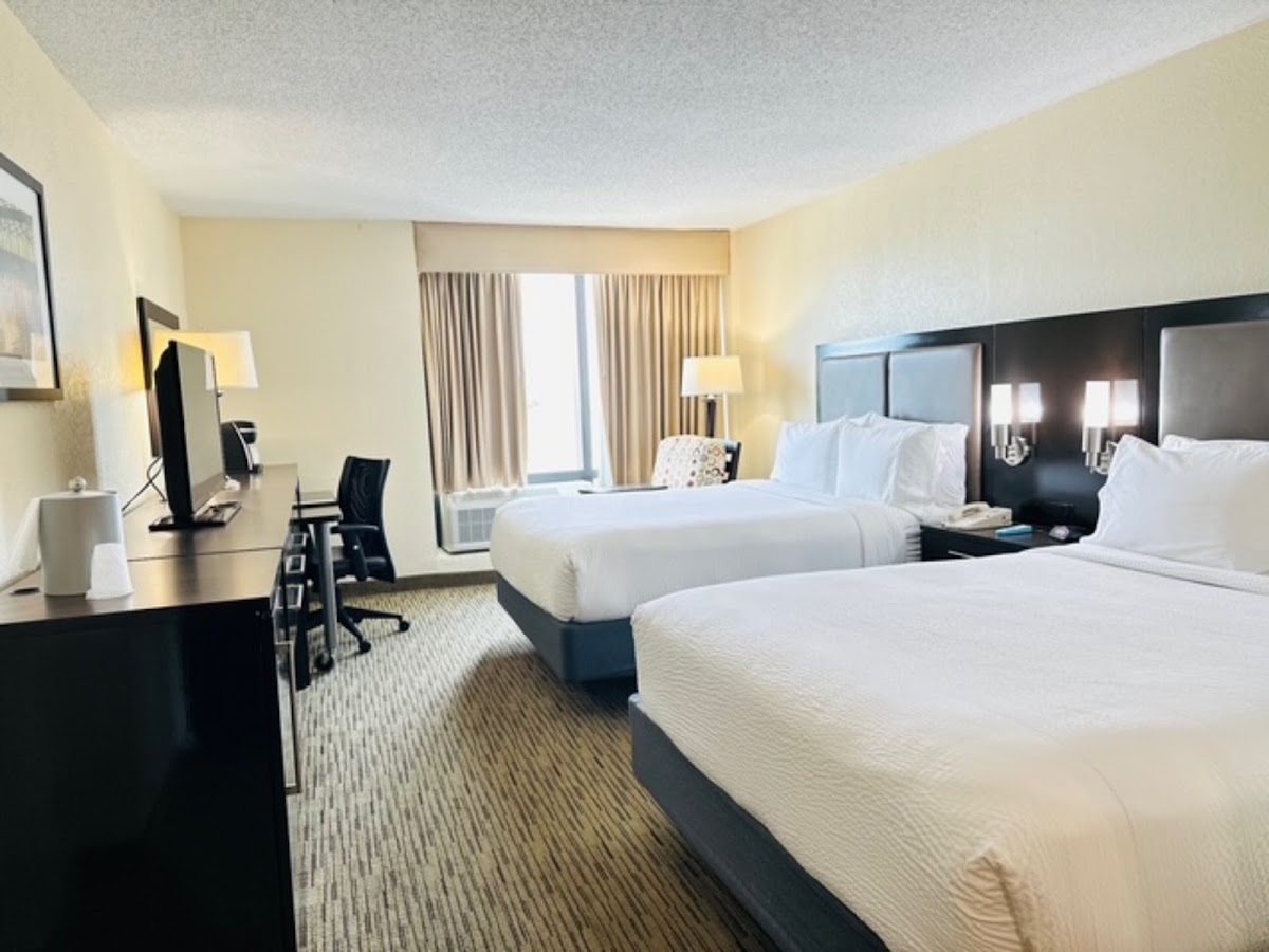 Holiday Inn Miami-International Airport by IHG photo 2