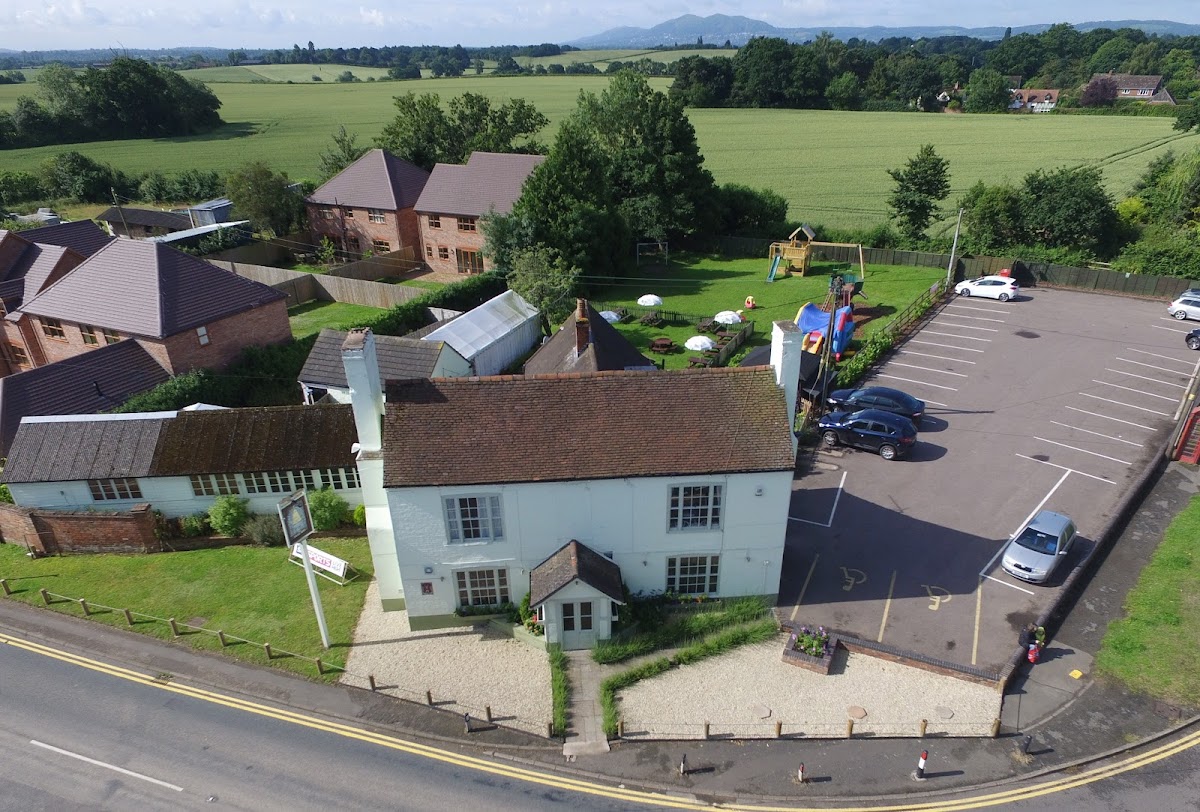 The Bell Inn Broadheath photo 3