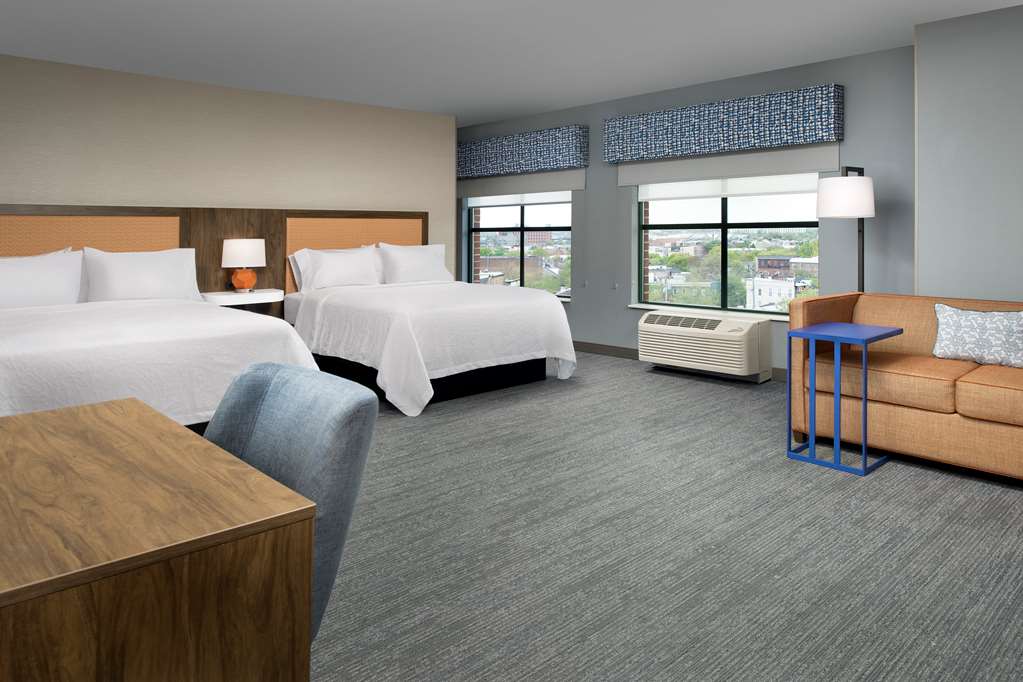 Hampton Inn Baltimore-Downtown-Convention Center photo 2