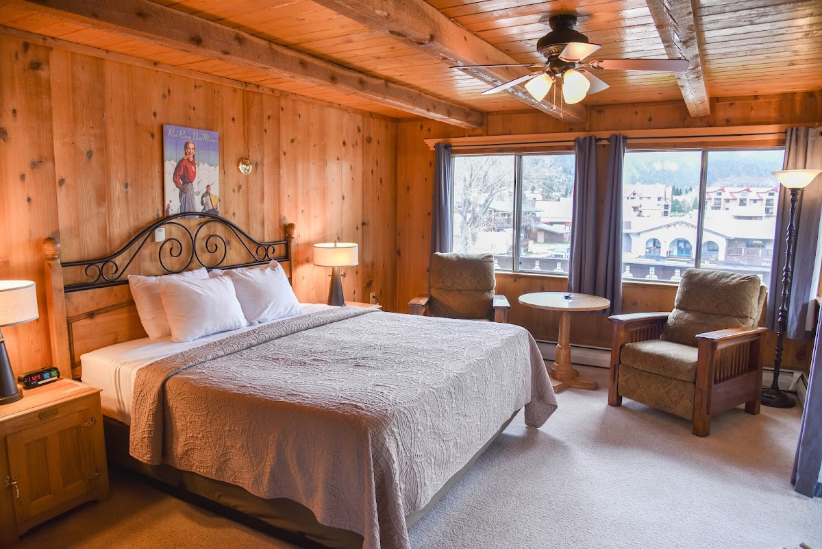 Alpine Lodge photo 2