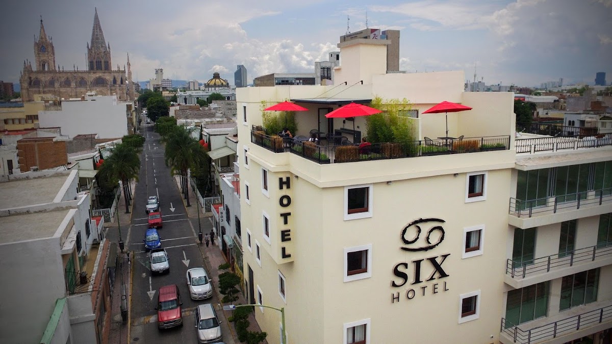Six Hotel Guadalajara Expiatorio