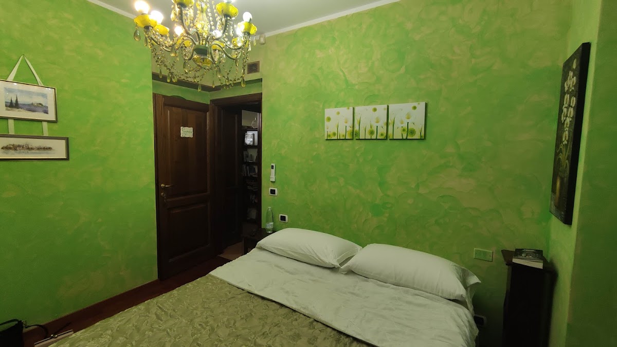 Room 9