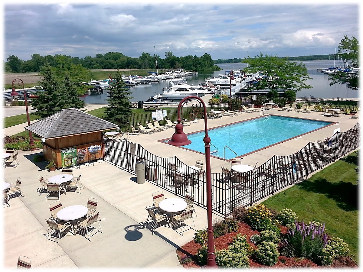 Wave Pointe Marina & Resort photo 3