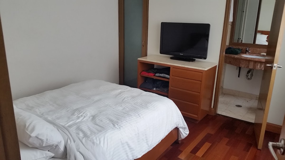 Home Suites Home