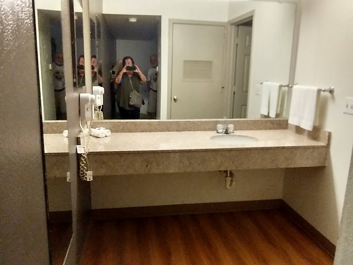 Studio 6 Apartments photo 3