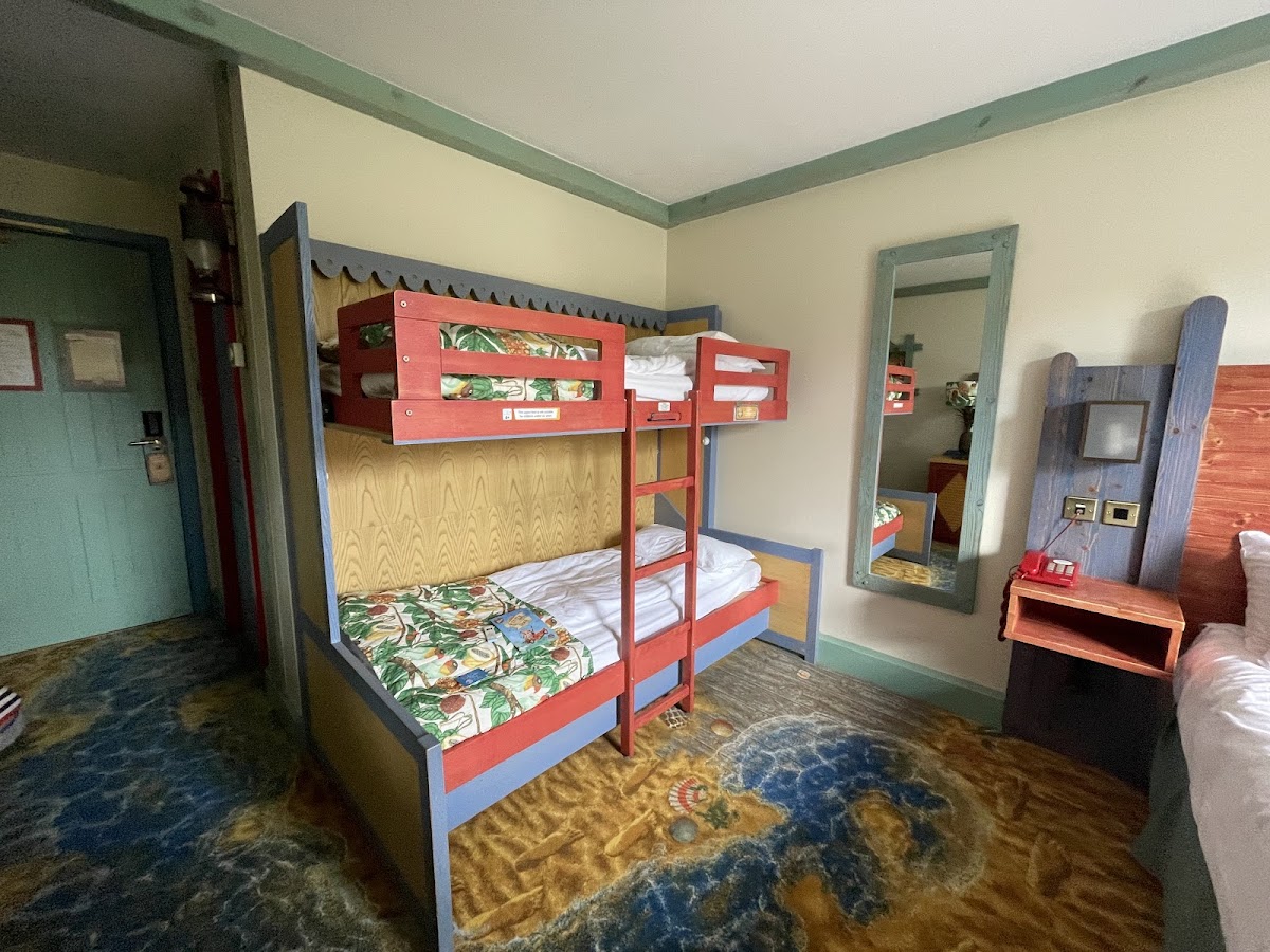 Splash Landings Hotel