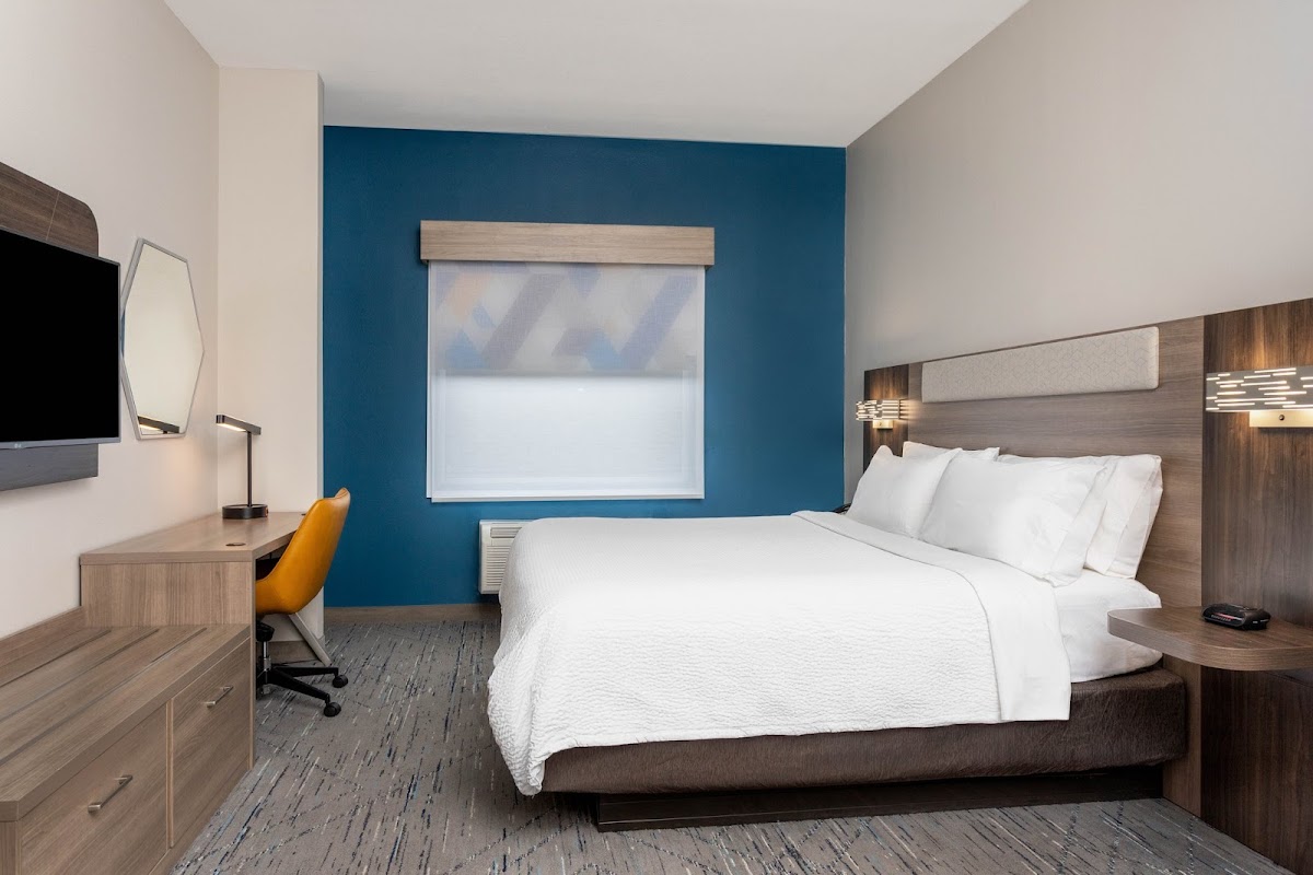 Holiday Inn Express & Suites Lantana by IHG photo 2