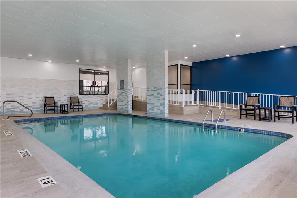 Hampton Inn and Suites by Hilton Windsor photo 3