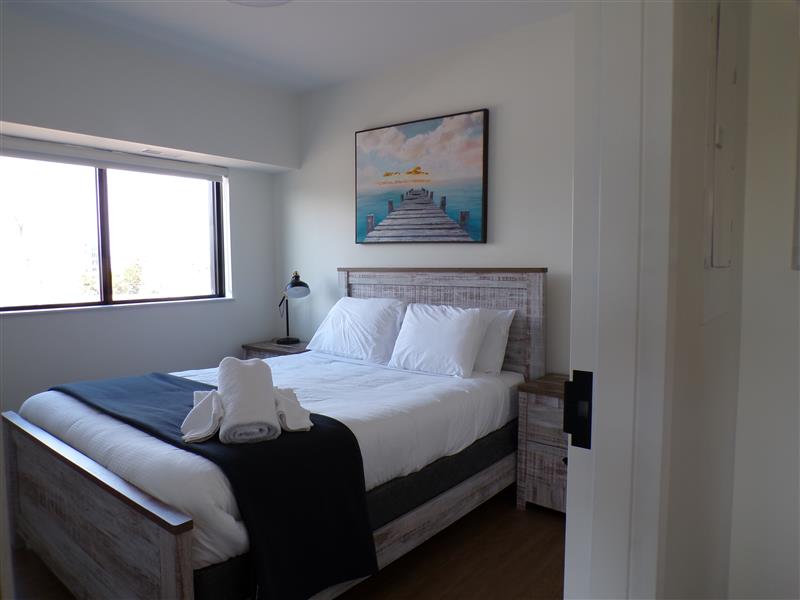 The Bend Lakeview Condos 5301# photo 3