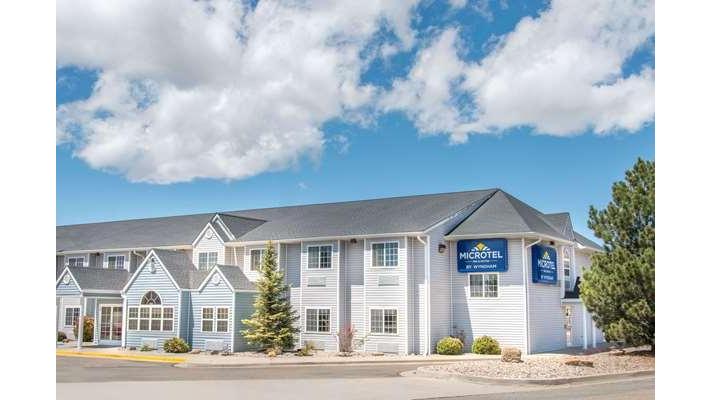 Microtel Inn & Suites by Wyndham Raton