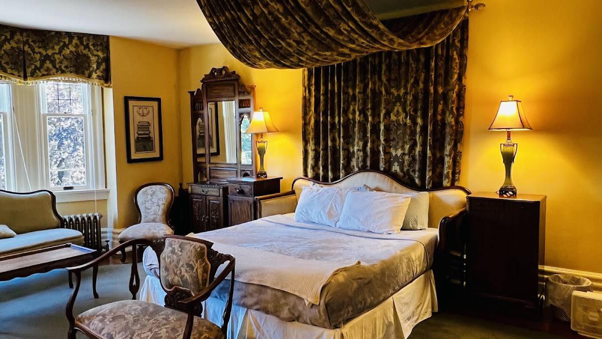 Prior Castle Inn photo 2
