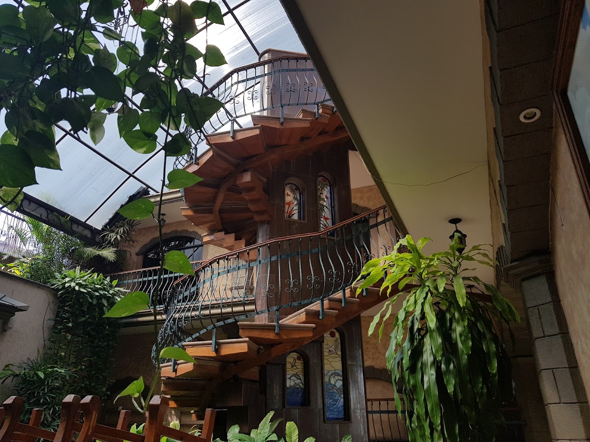 HOTEL VILLA COLINA