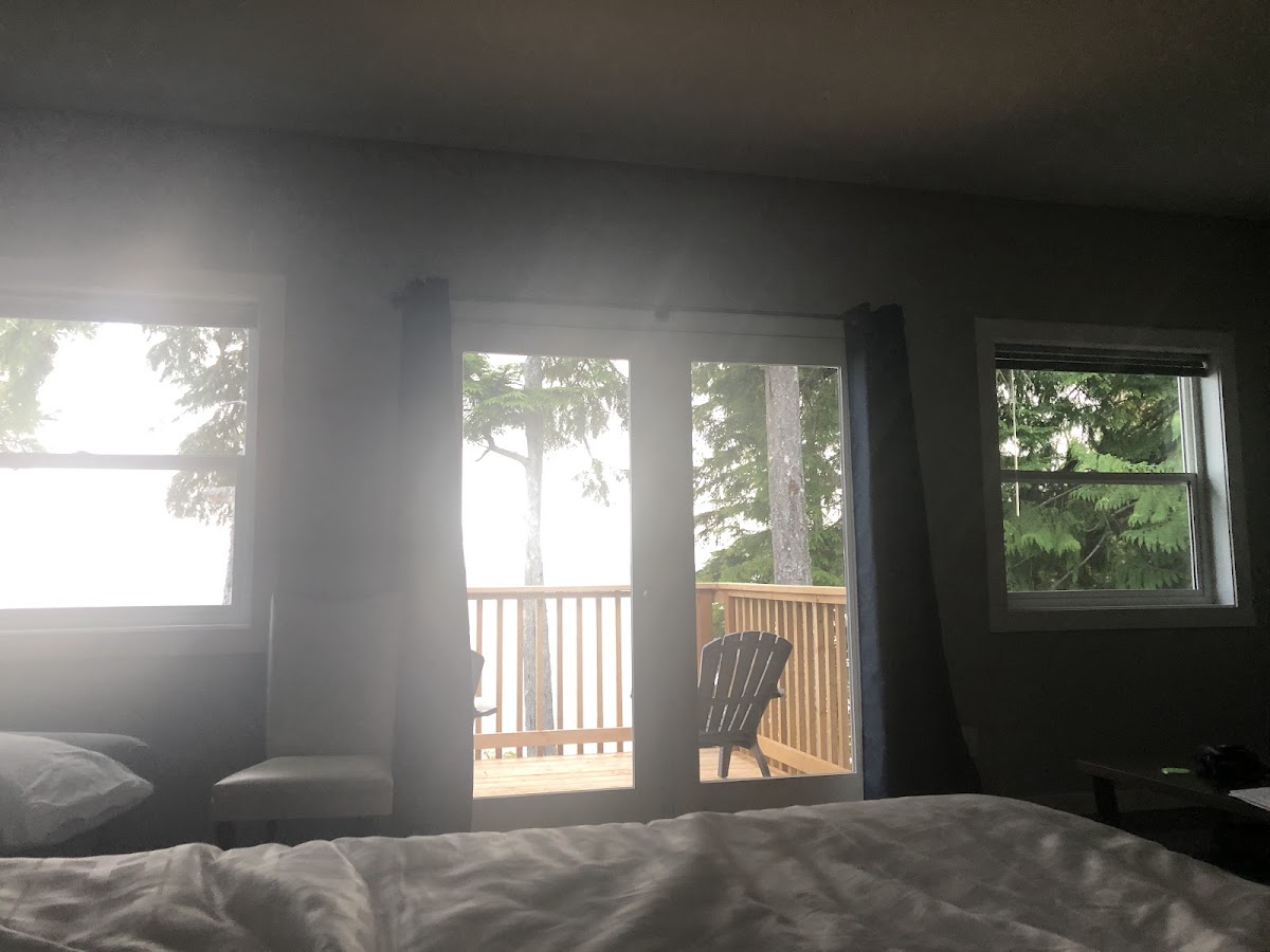 Hidden Cove Lodge