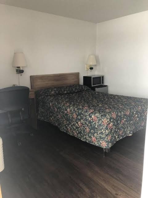 Room 9