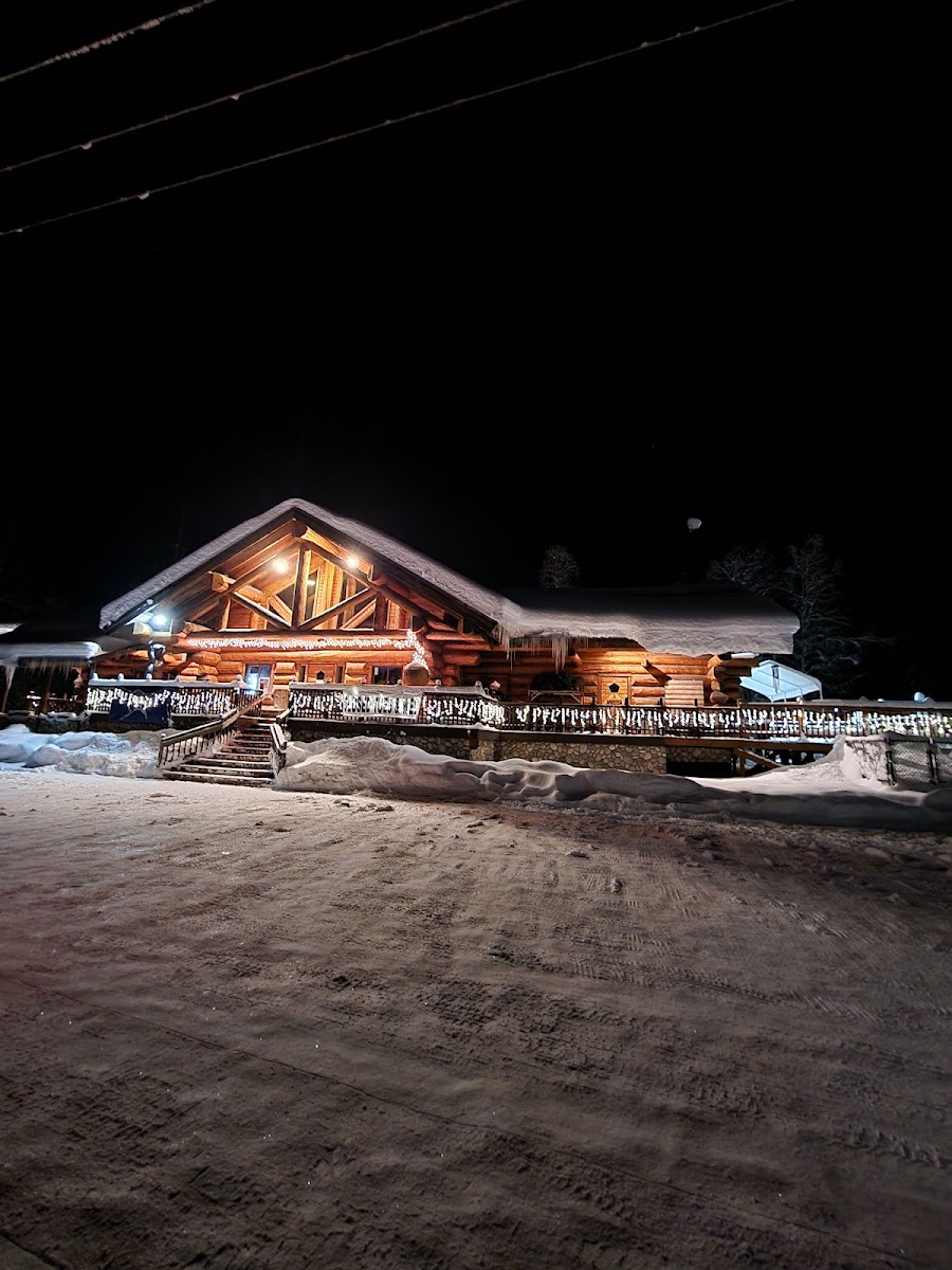 Sheep Creek Lodge
