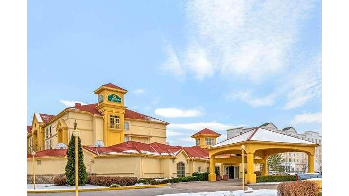 La Quinta Inn & Suites by Wyndham Salt Lake City Airport