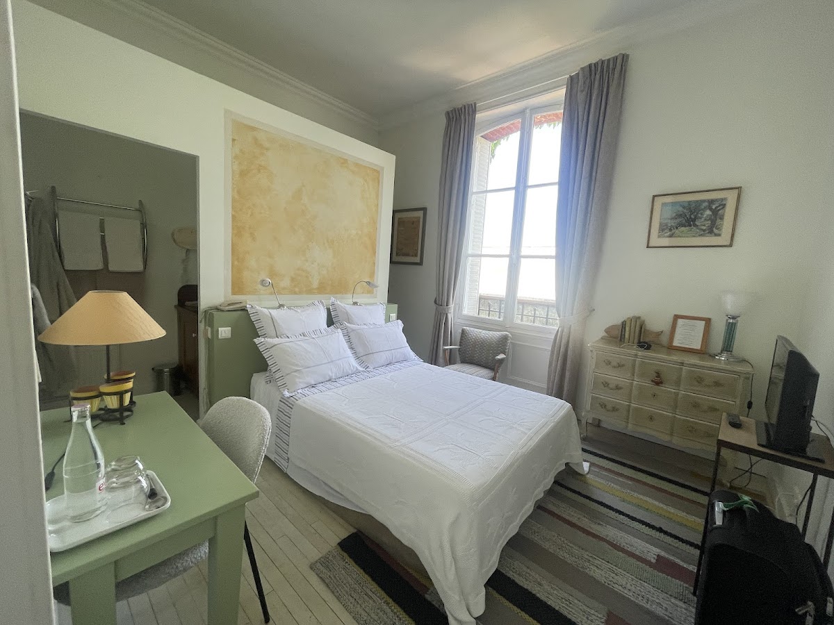 Room 1