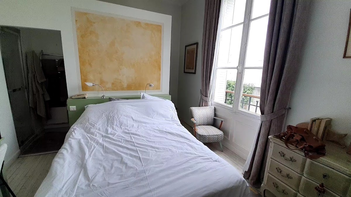 Room 4