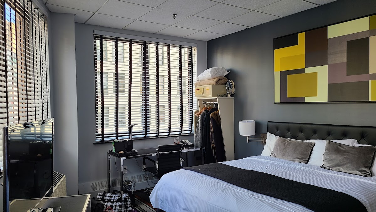 Broadway Plaza Hotel photo 2