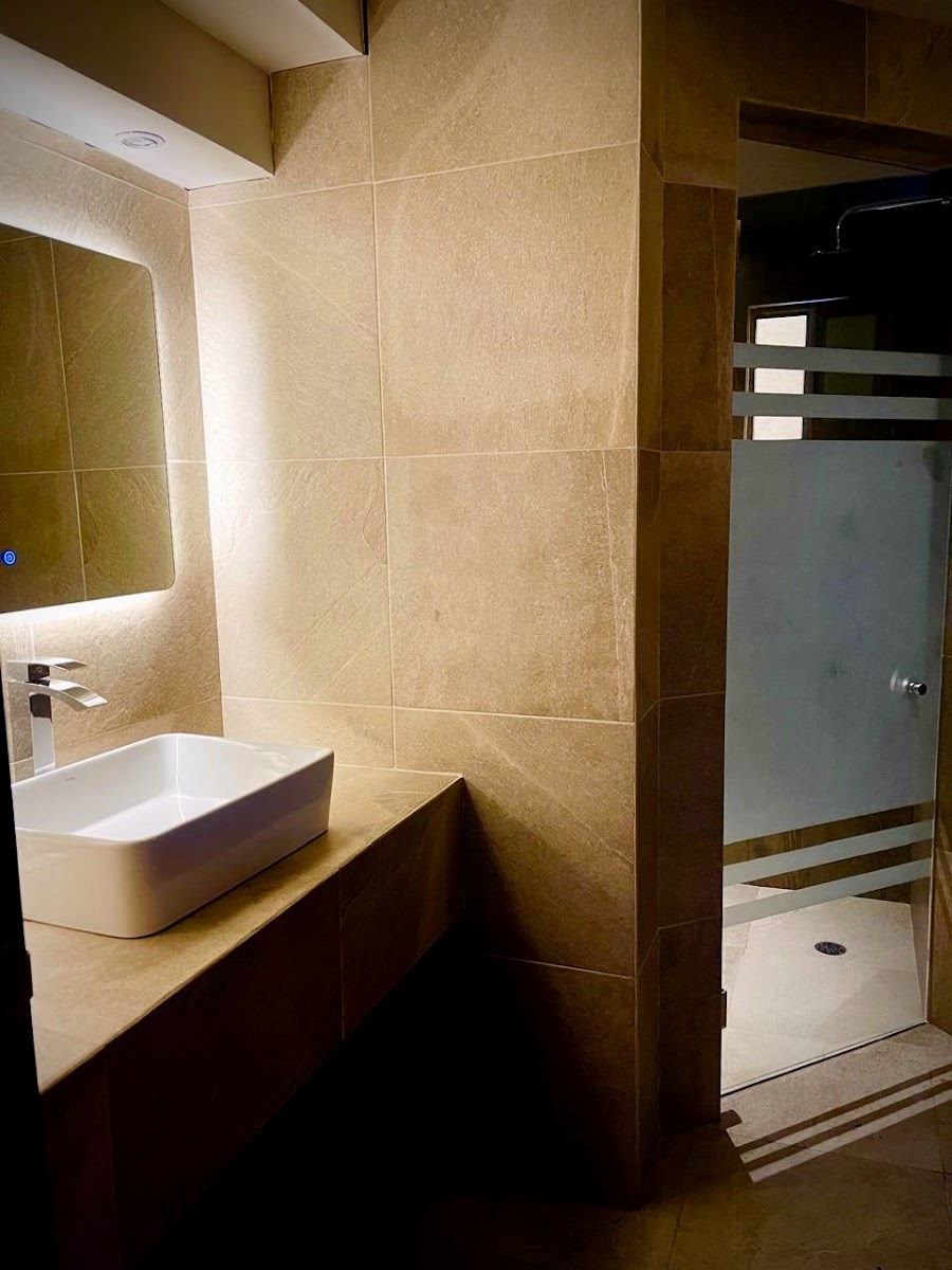 Auto Hotel Cibeles photo 3
