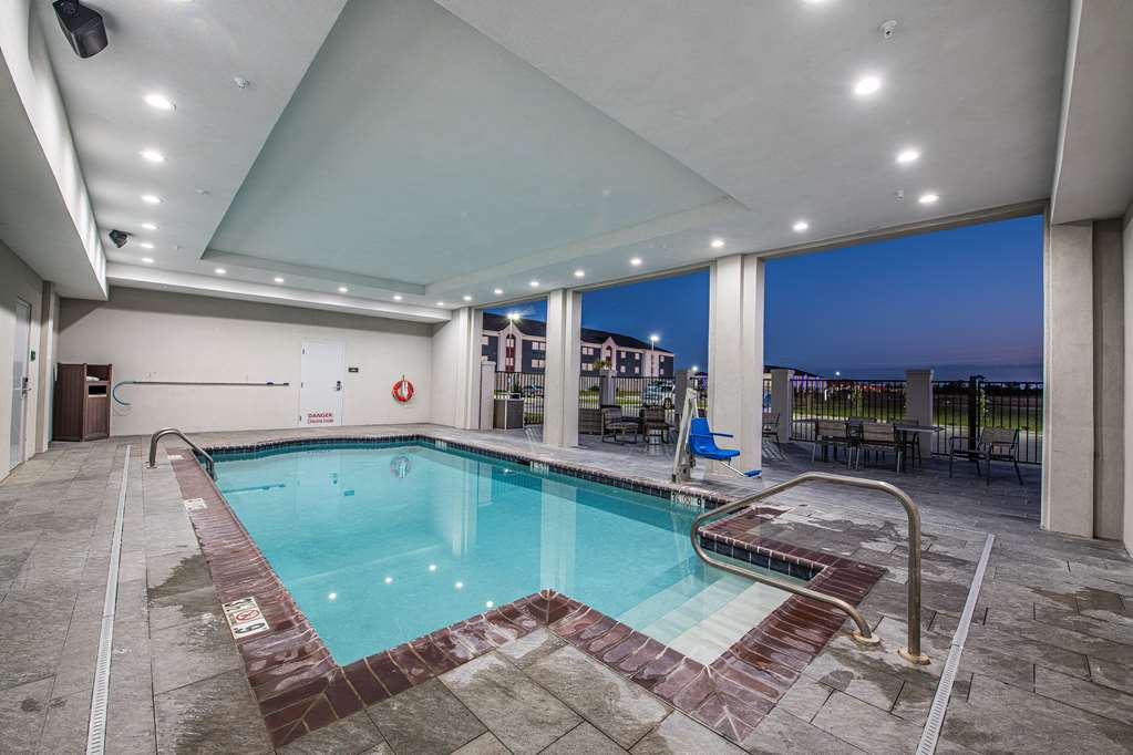DoubleTree by Hilton Sulphur Lake Charles photo 3