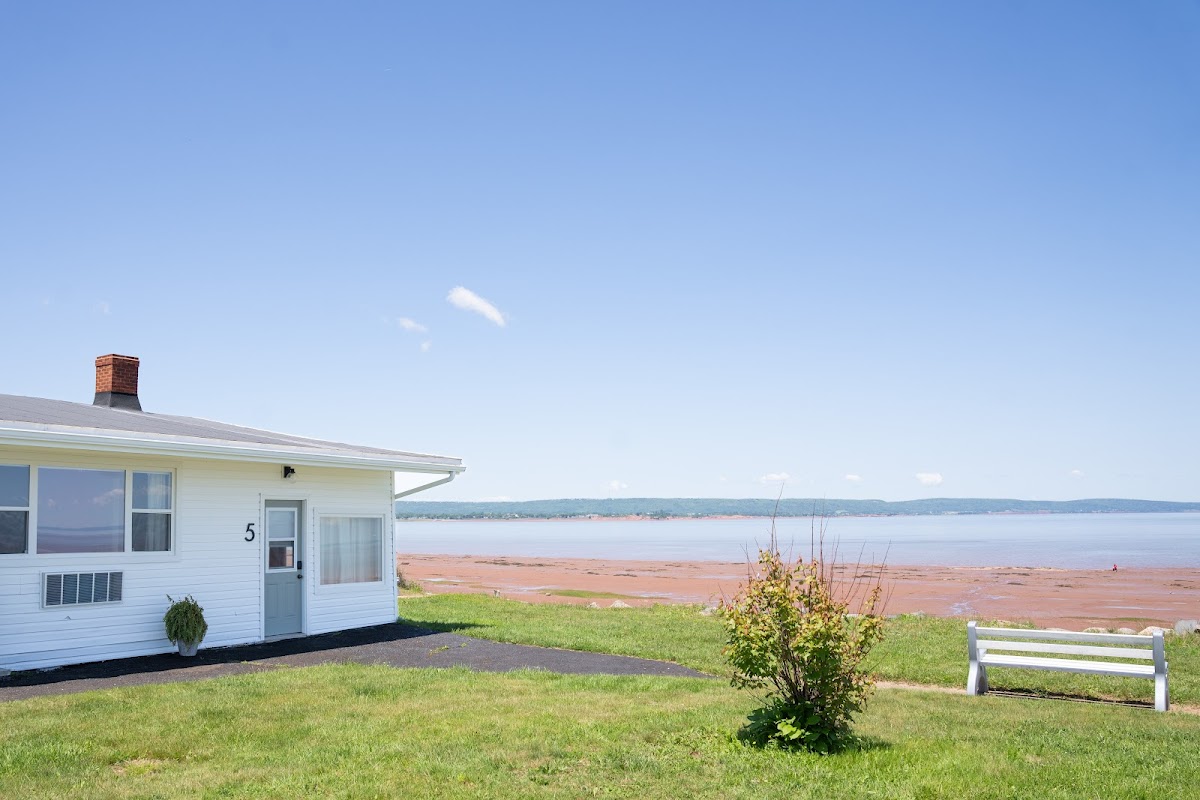 The Breeze Motel