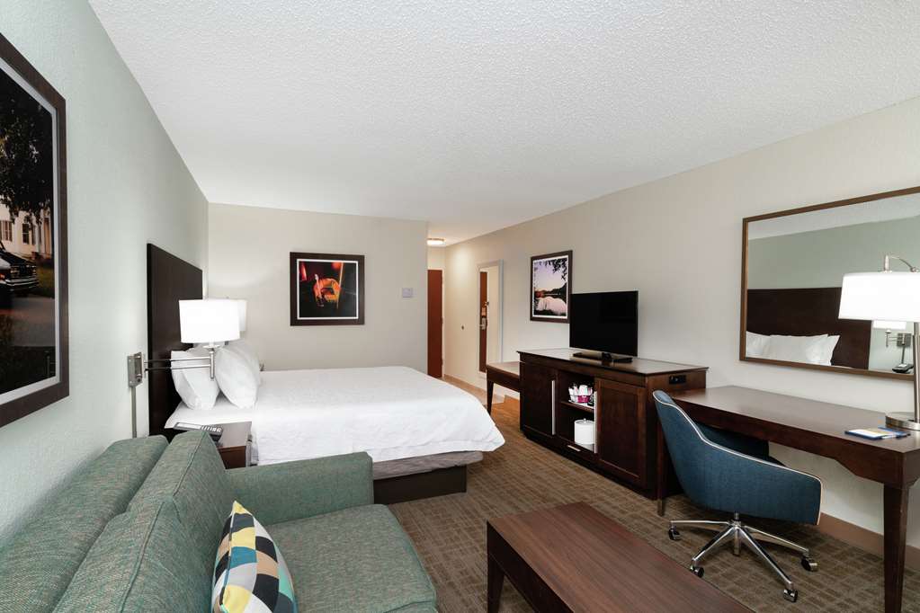 Hampton Inn & Suites Nashville/Franklin (Cool Springs) photo 2