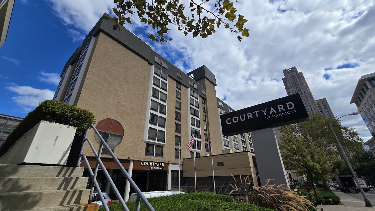 Courtyard by Marriott Pittsburgh University Center