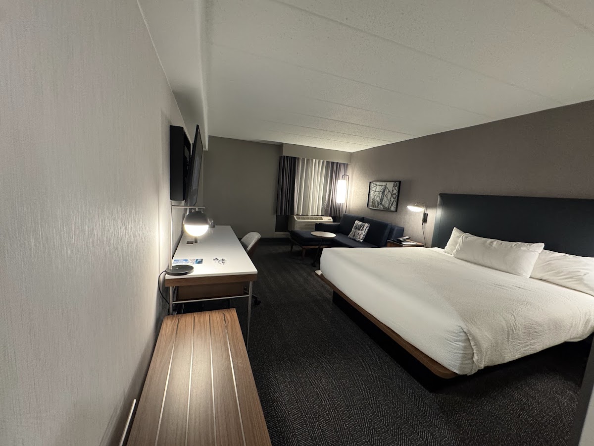 Courtyard by Marriott Pittsburgh University Center photo 2