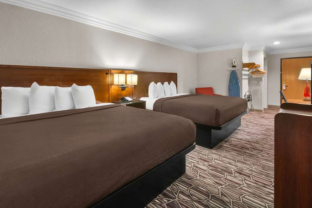 SureStay Plus by Best Western Benbrook Fort Worth photo 2