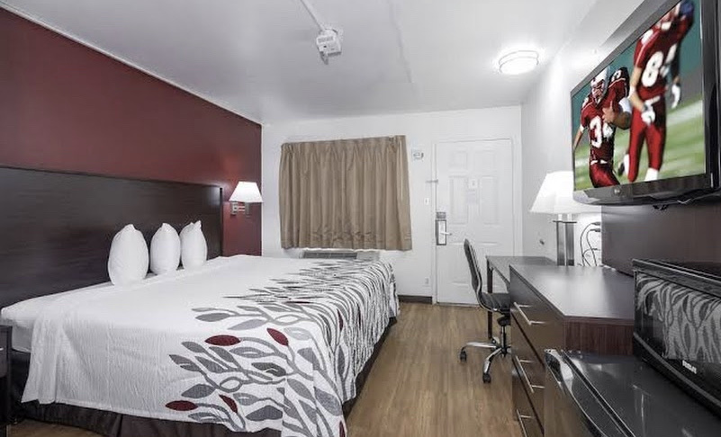 Red Roof Inn Spartanburg - I-85 photo 2