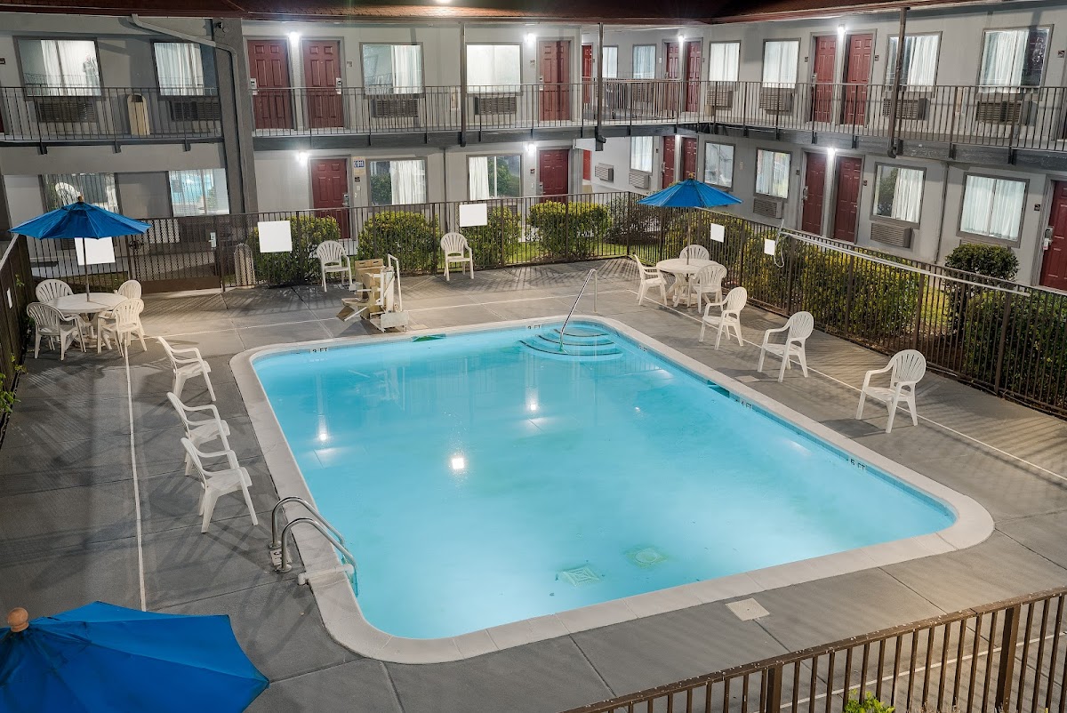 Red Roof Inn Spartanburg - I-85 photo 3