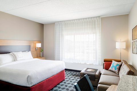 TownePlace Suites by Marriott Houston Baytown photo 2